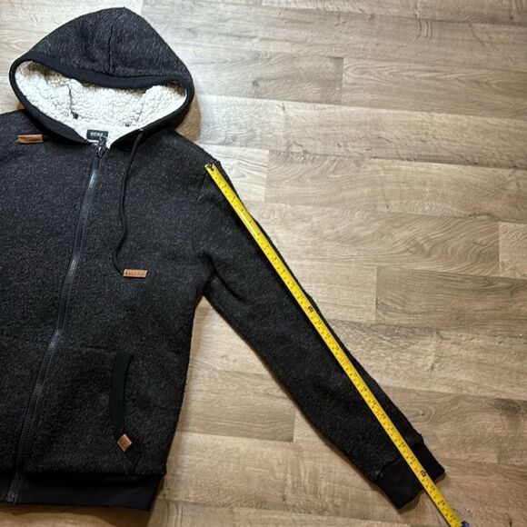 Buffalo David Bitton Warm Jacket. Small. Zip up front. Hoodie. Front pockets. - Picture 6 of 8